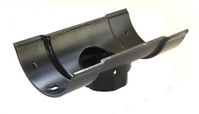 Outlet for 63mm dia Rainwater Pipe - W 125mm x D 56mm